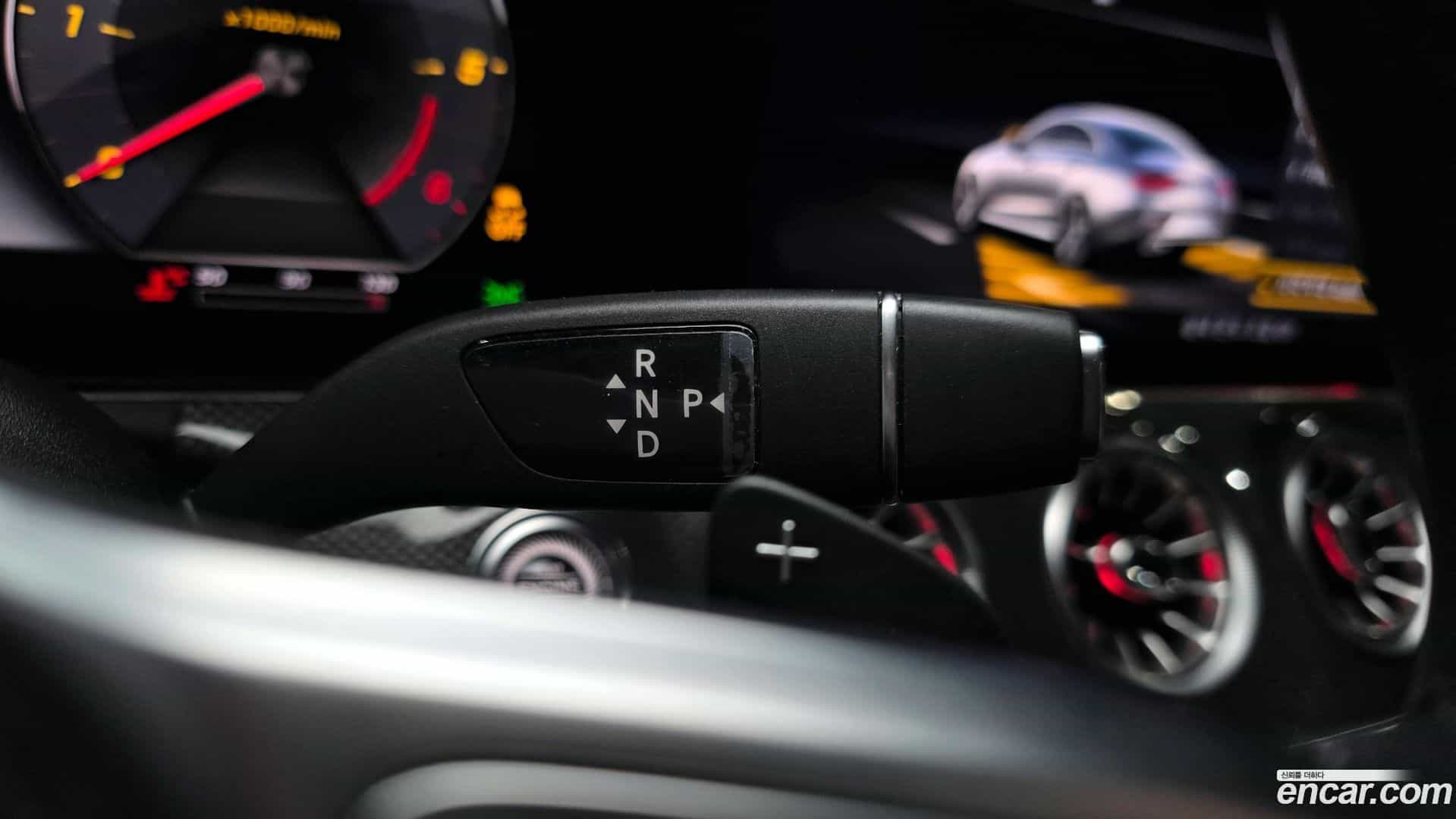 CLS-Class Mercedes-Benz 2020.4-INNER-009