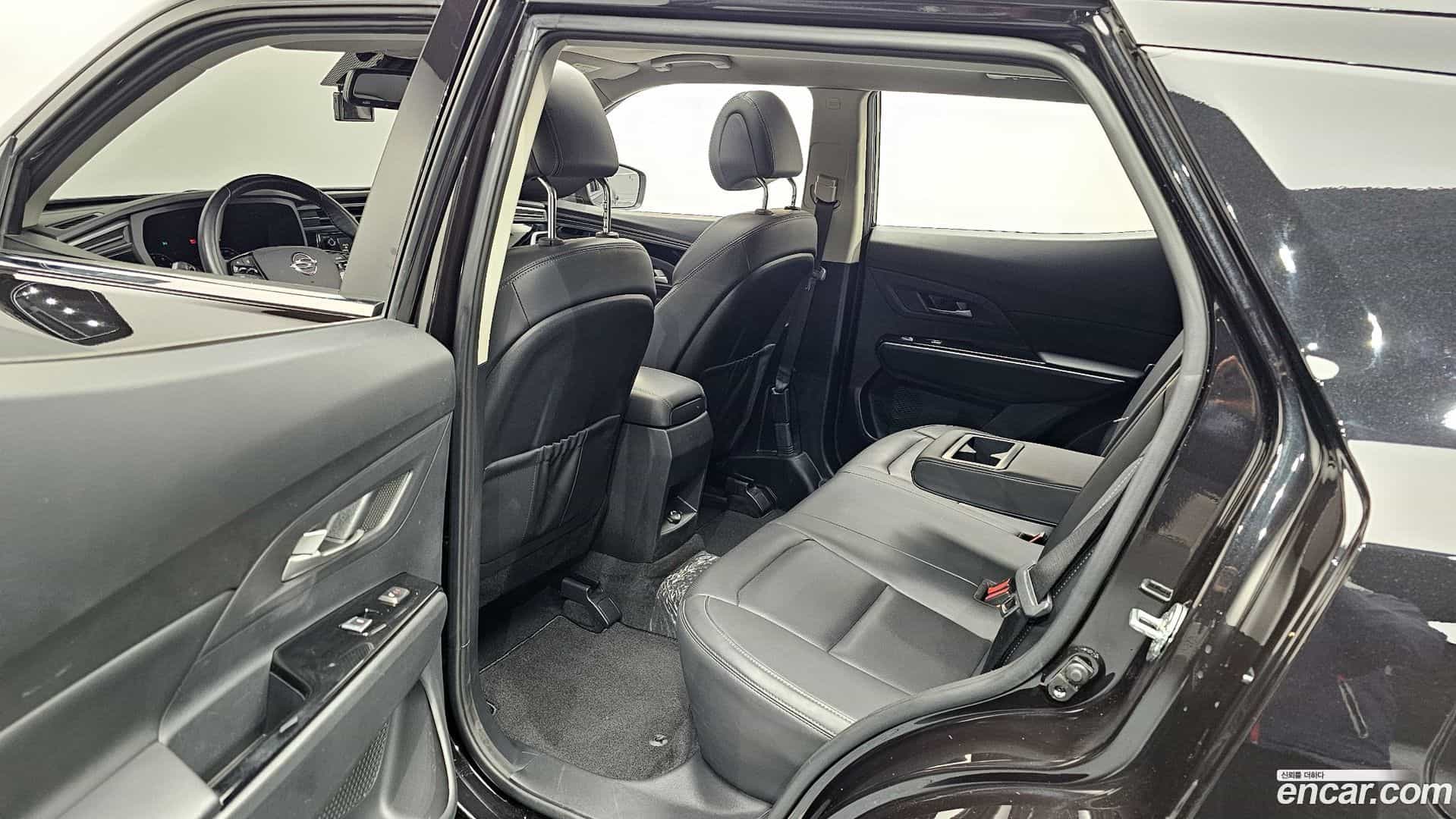 KORANDO KG Mobility 2021.8-OPTION-015