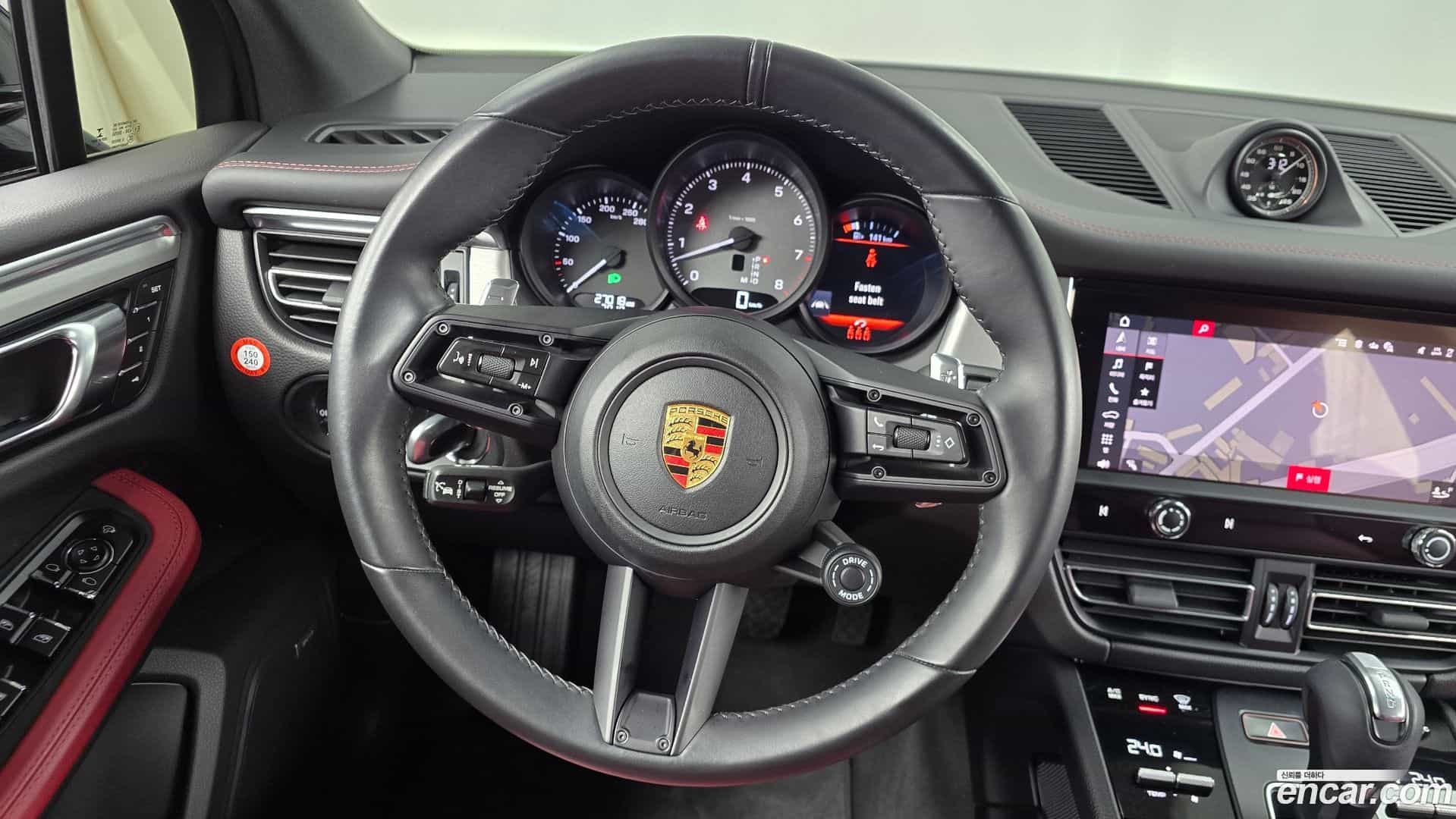 Macan Porsche 2022.2-OPTION-017