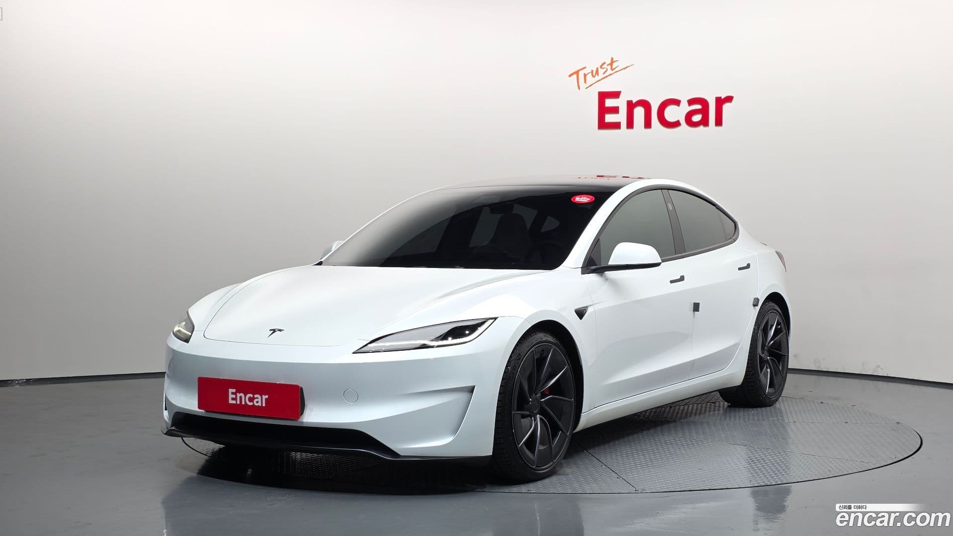 Main__Slider__Photo:Model 3 Tesla 2024.6-0