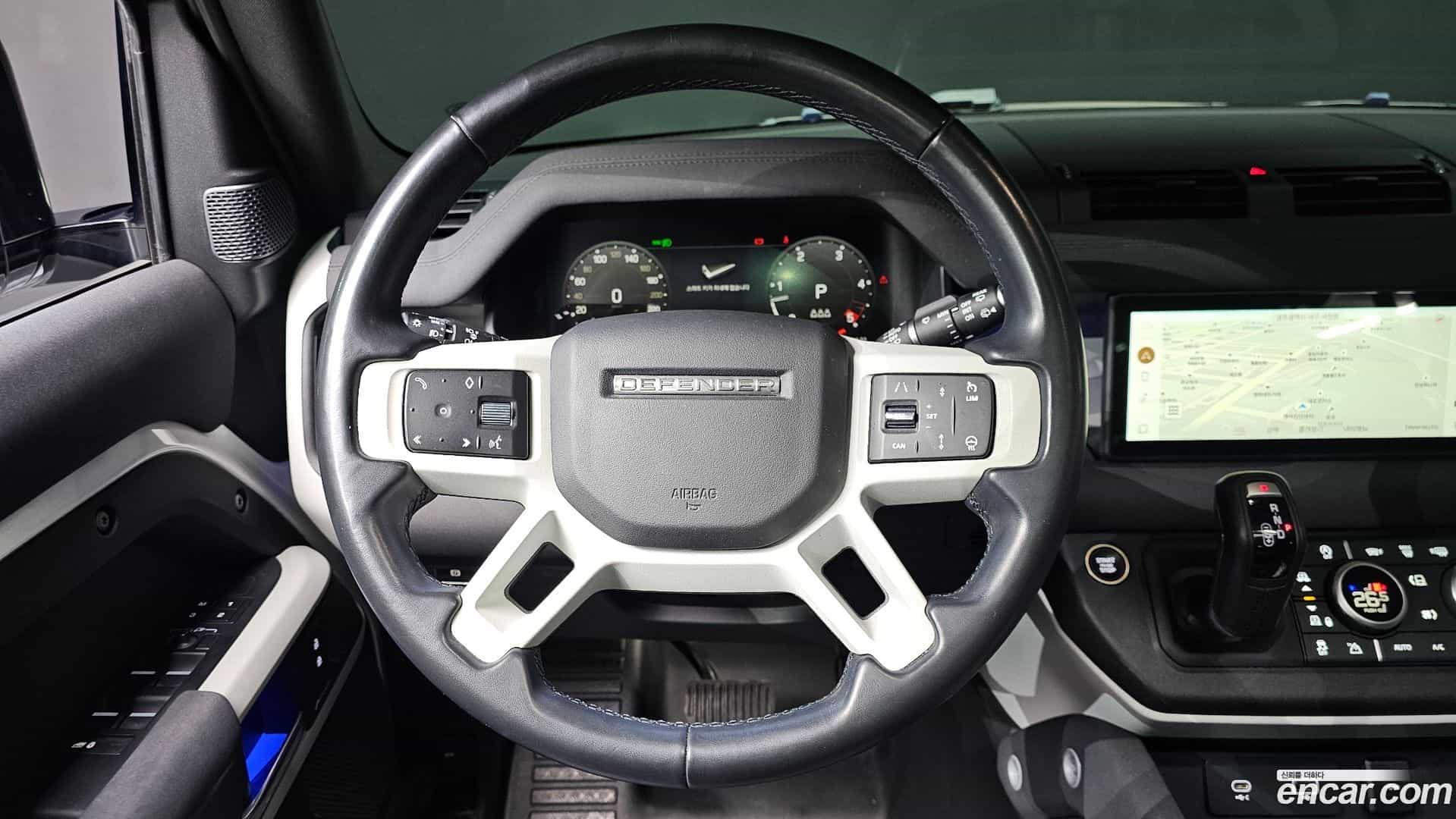 Defender Land Rover 2023.3-OPTION-017