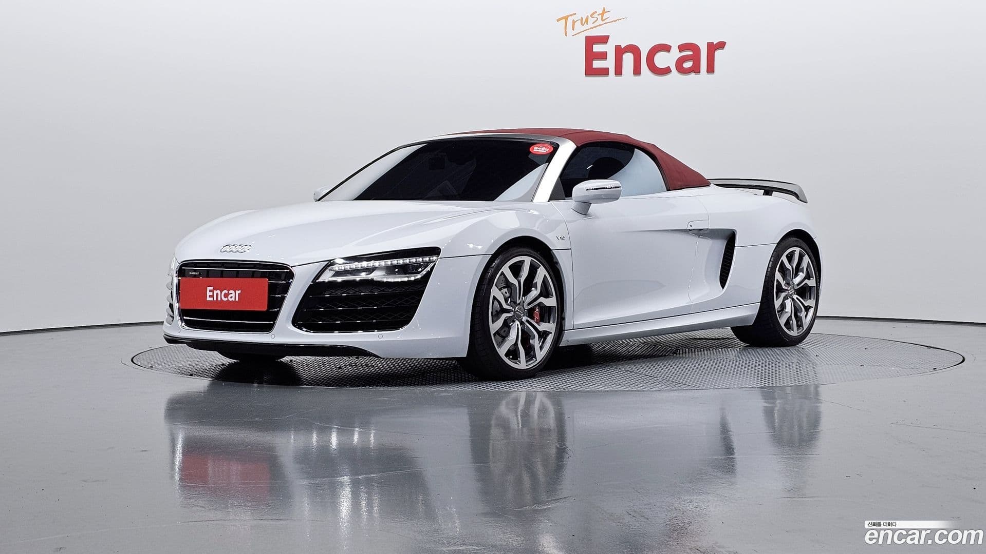 Main__Slider__Photo:R8 Audi 2015.7-0