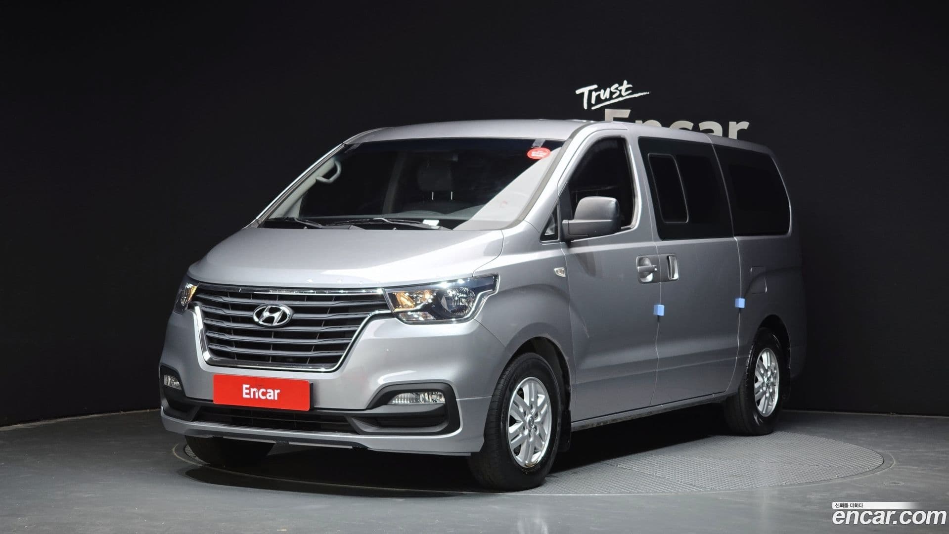 Main__Slider__Photo:Starex Hyundai 2018.11-0