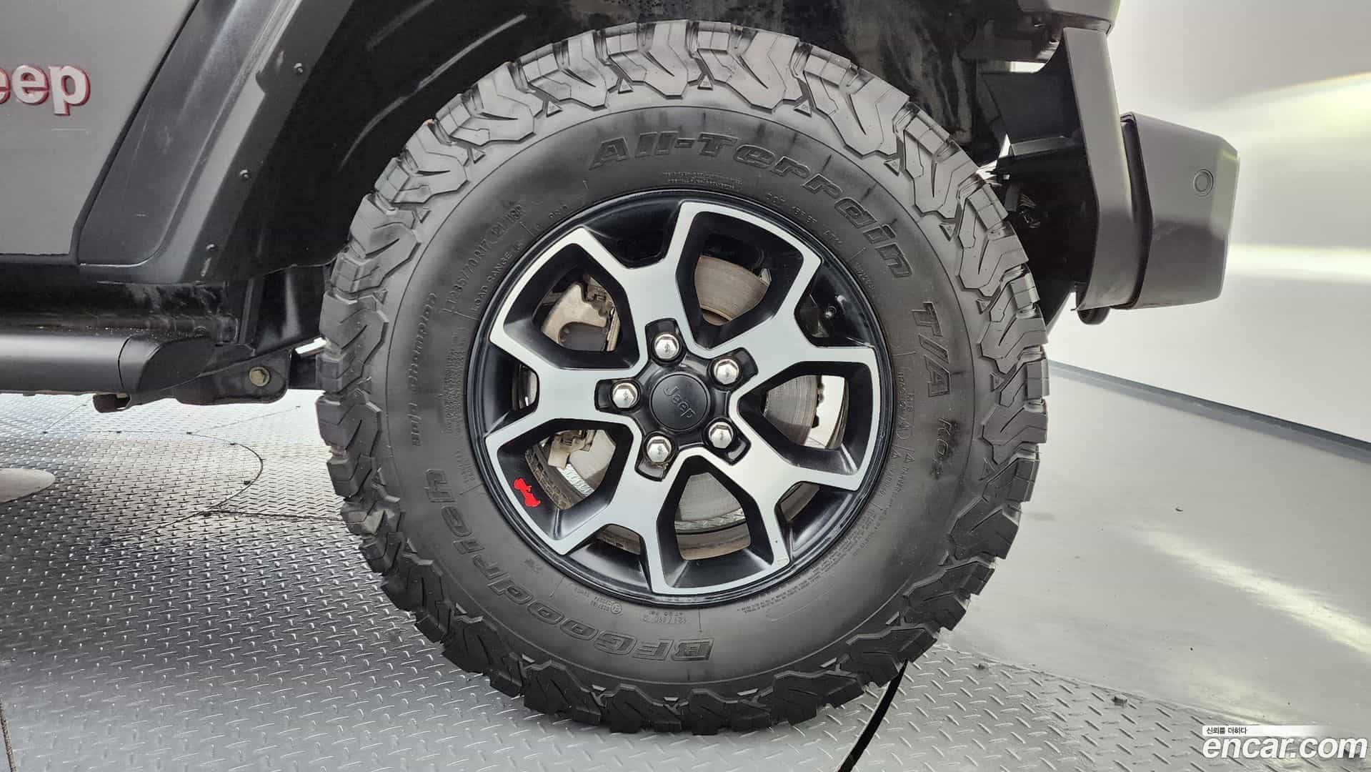 Wrangler Jeep 2021.3-OUTER-005