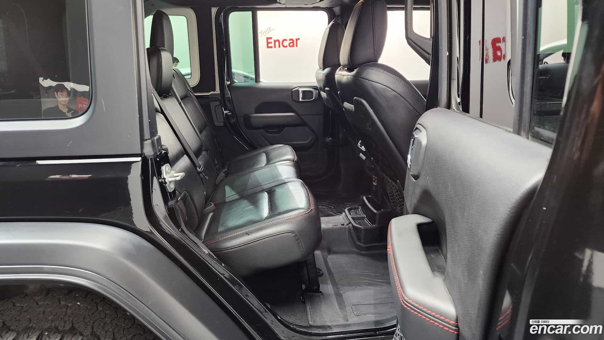 Wrangler Jeep 2021.3-OPTION-016