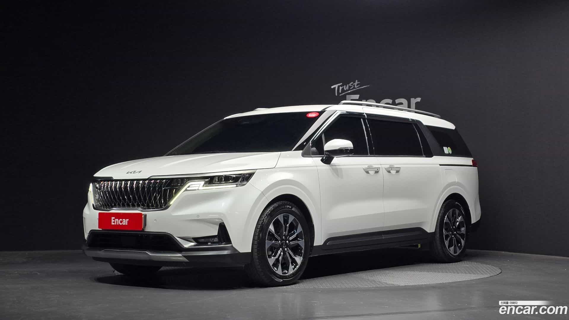 Canival Kia 2022.10-OUTER-001