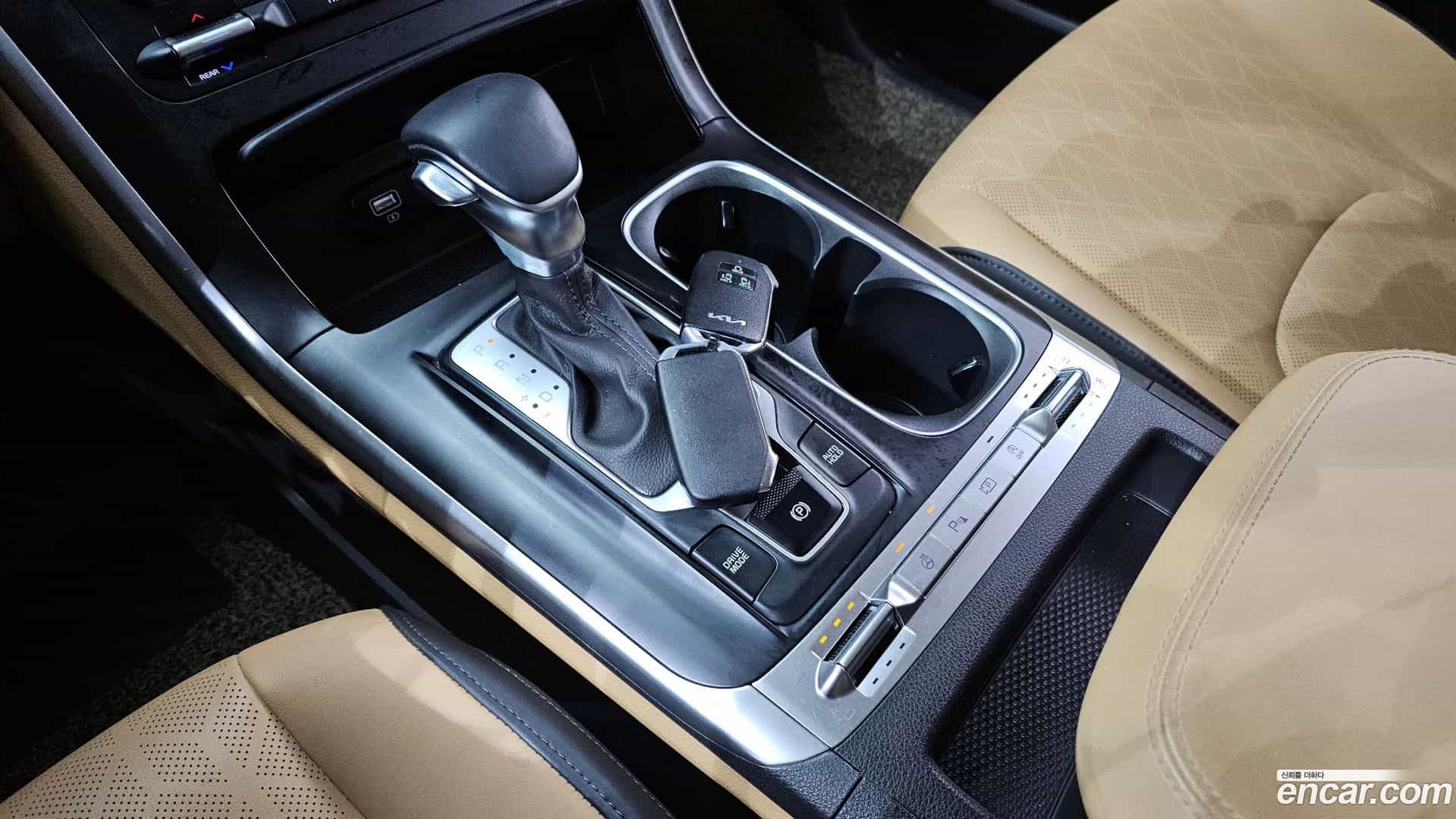 Canival Kia 2022.2-INNER-009