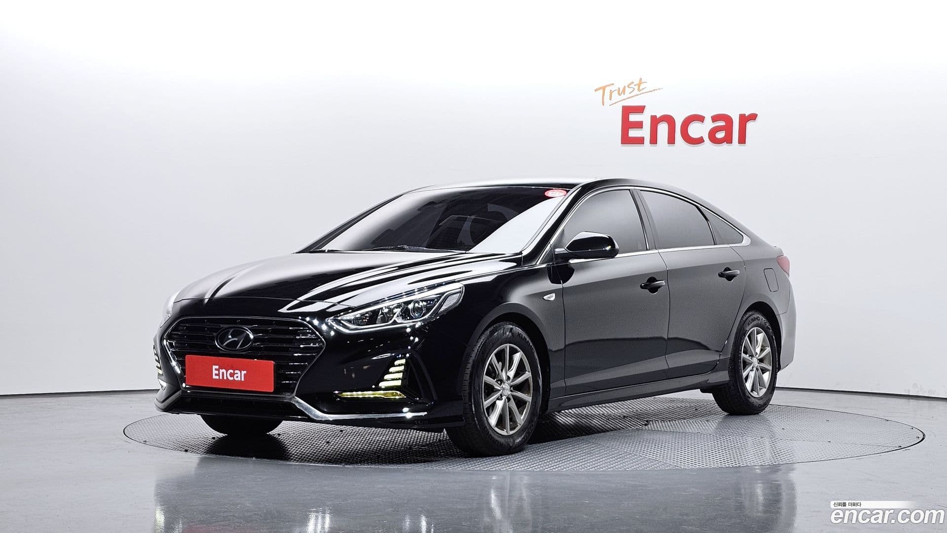 Main__Slider__Photo:Sonata Hyundai 2018.3-0
