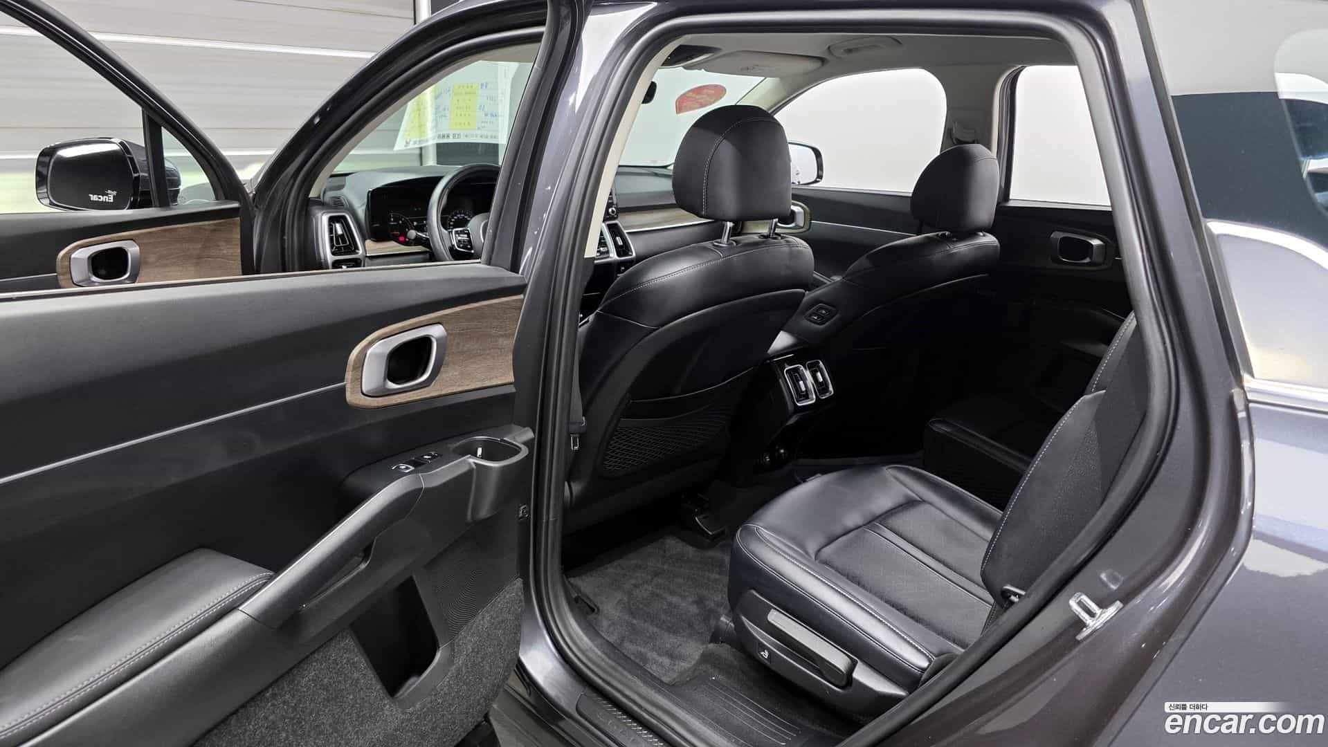 Sorento Kia 2020.3-OPTION-015