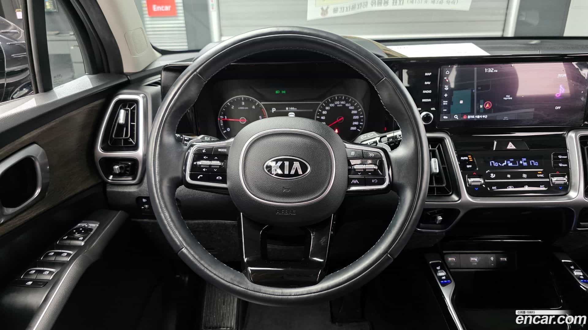 Sorento Kia 2020.3-OPTION-017