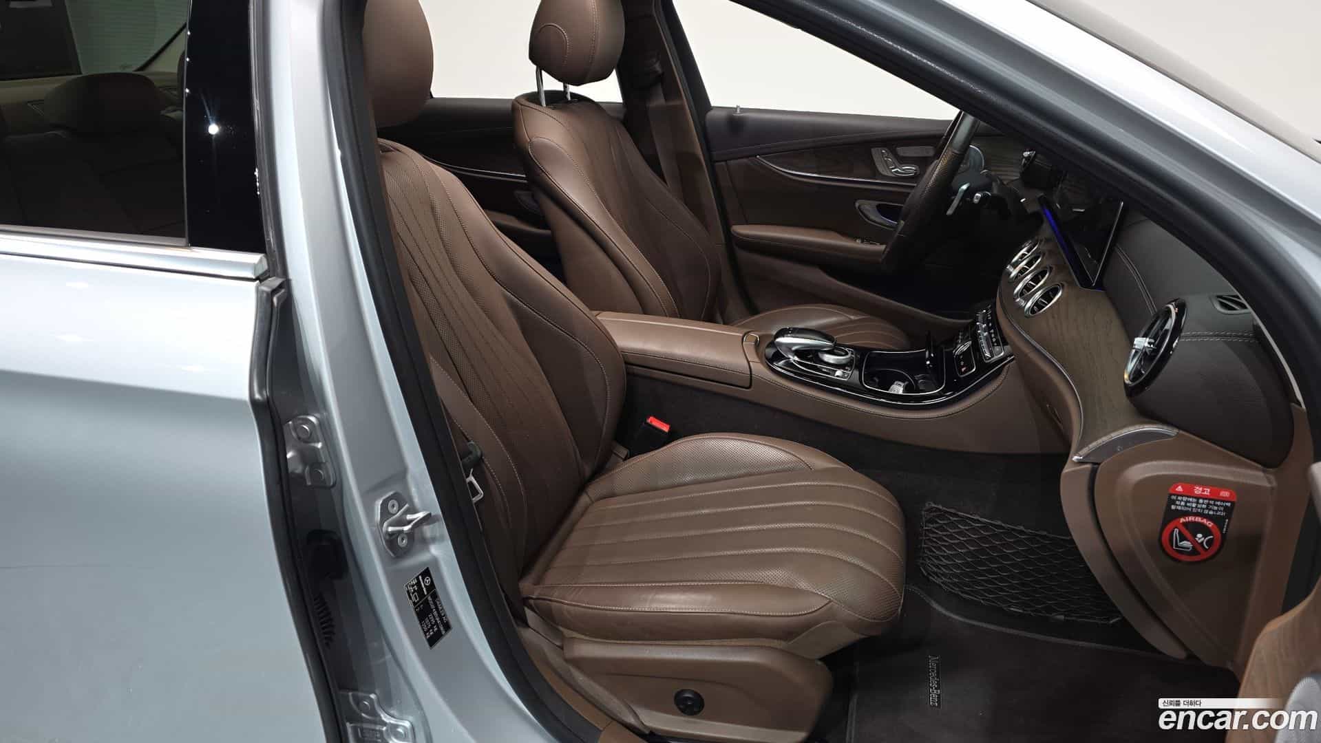 E-Class Mercedes-Benz 2018.3-INNER-010