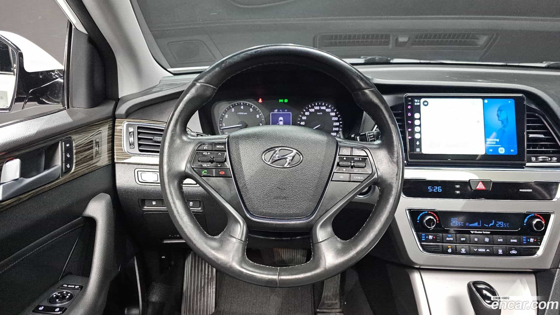Sonata Hyundai 2015.5-OPTION-017
