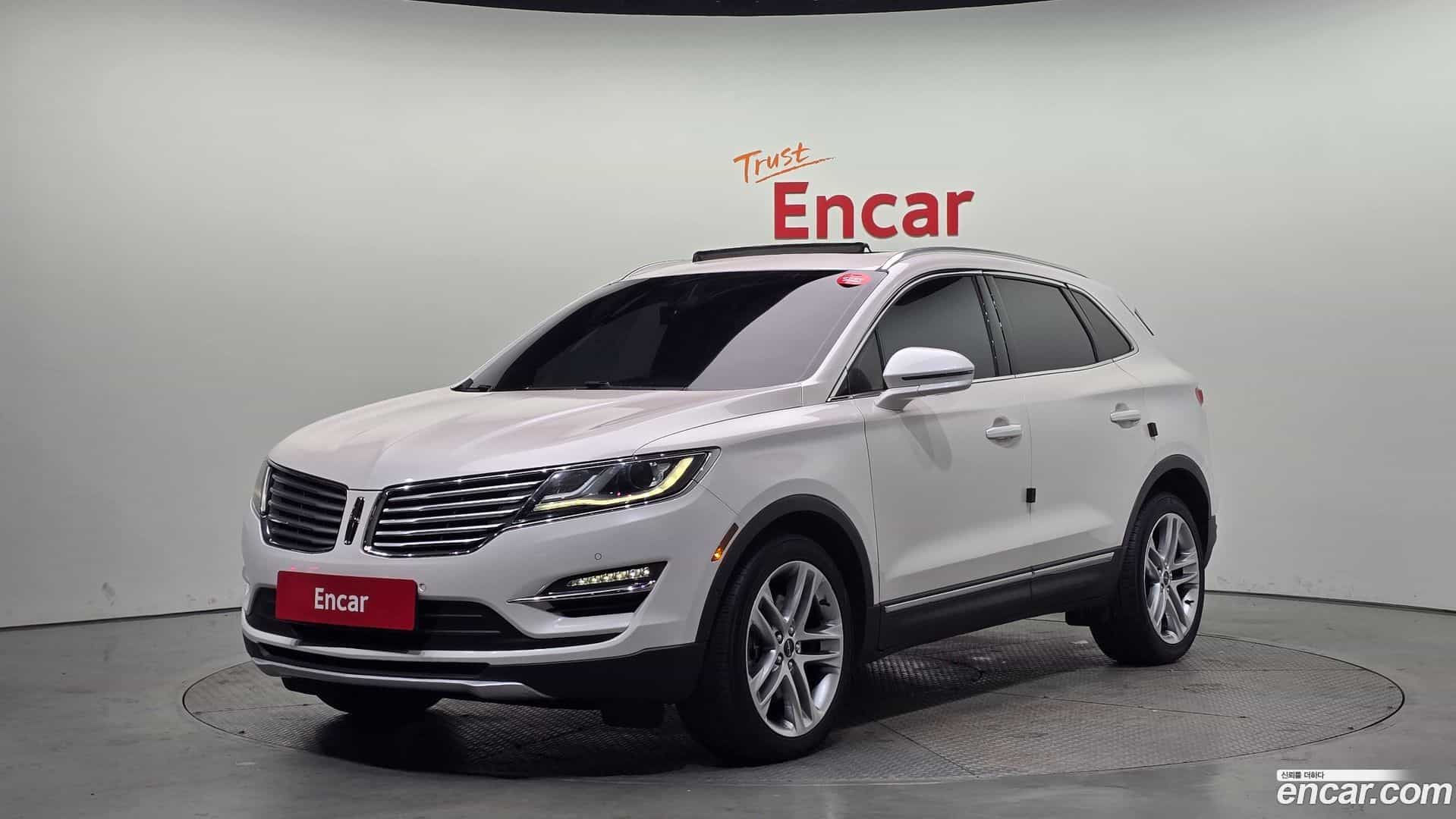 MKC Lincoln 2018.4-OUTER-001