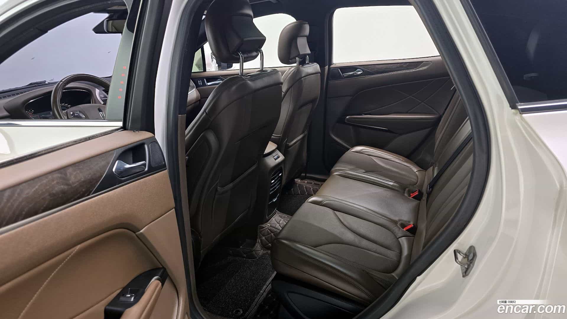MKC Lincoln 2018.4-OPTION-015