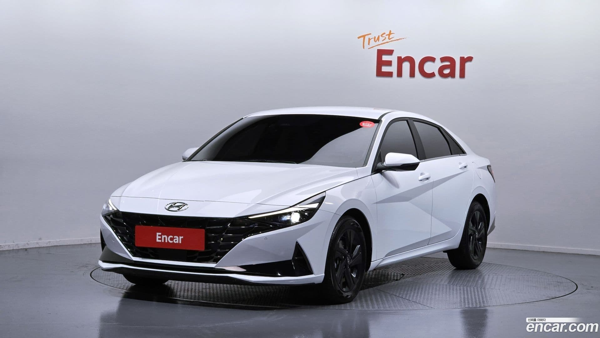 Main__Slider__Photo:AVANTE Hyundai 2021.6-0