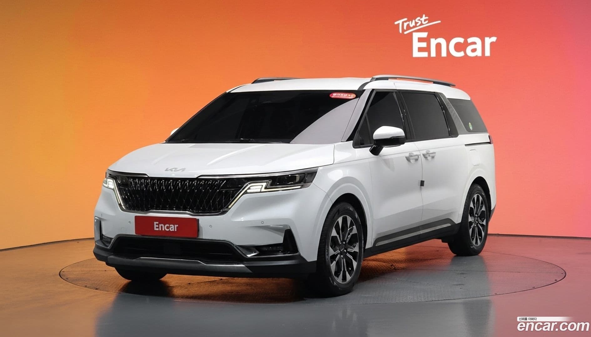 Main__Slider__Photo:Canival Kia 2022.0-0