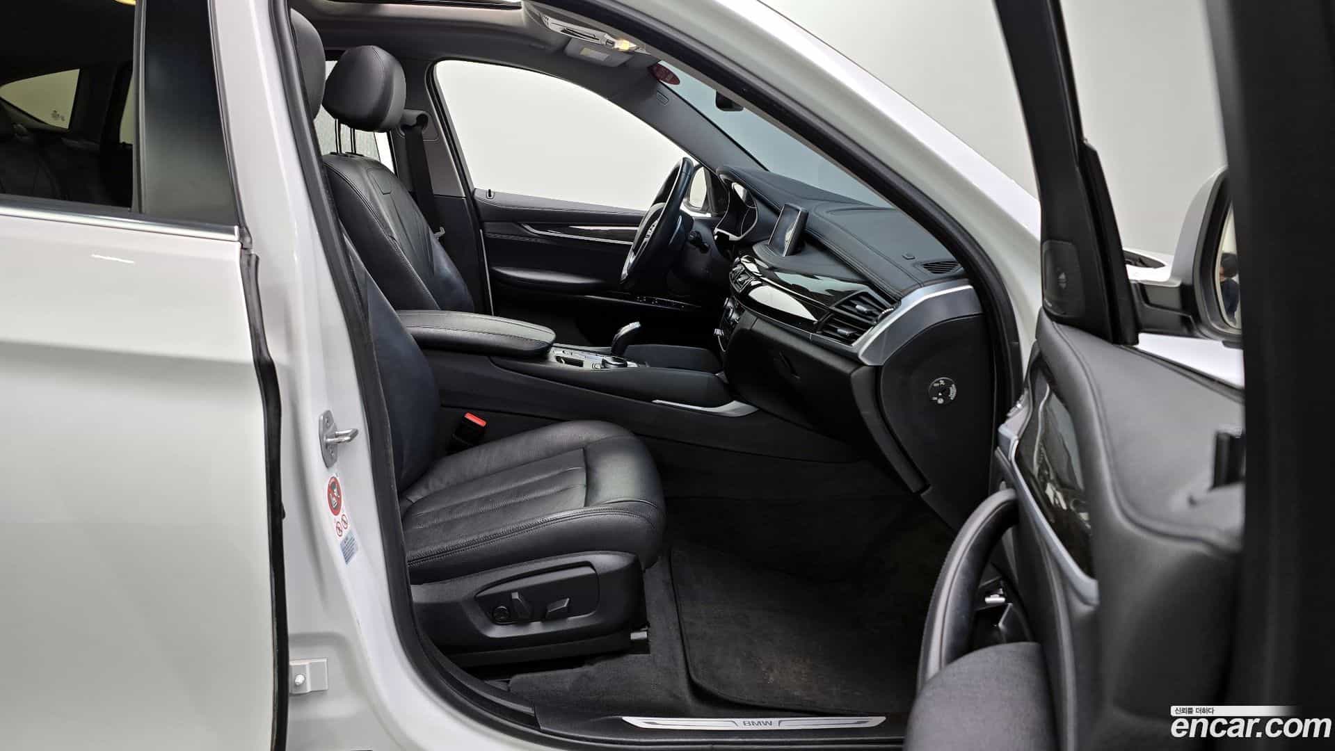 X6 BMW 2017.5-INNER-010