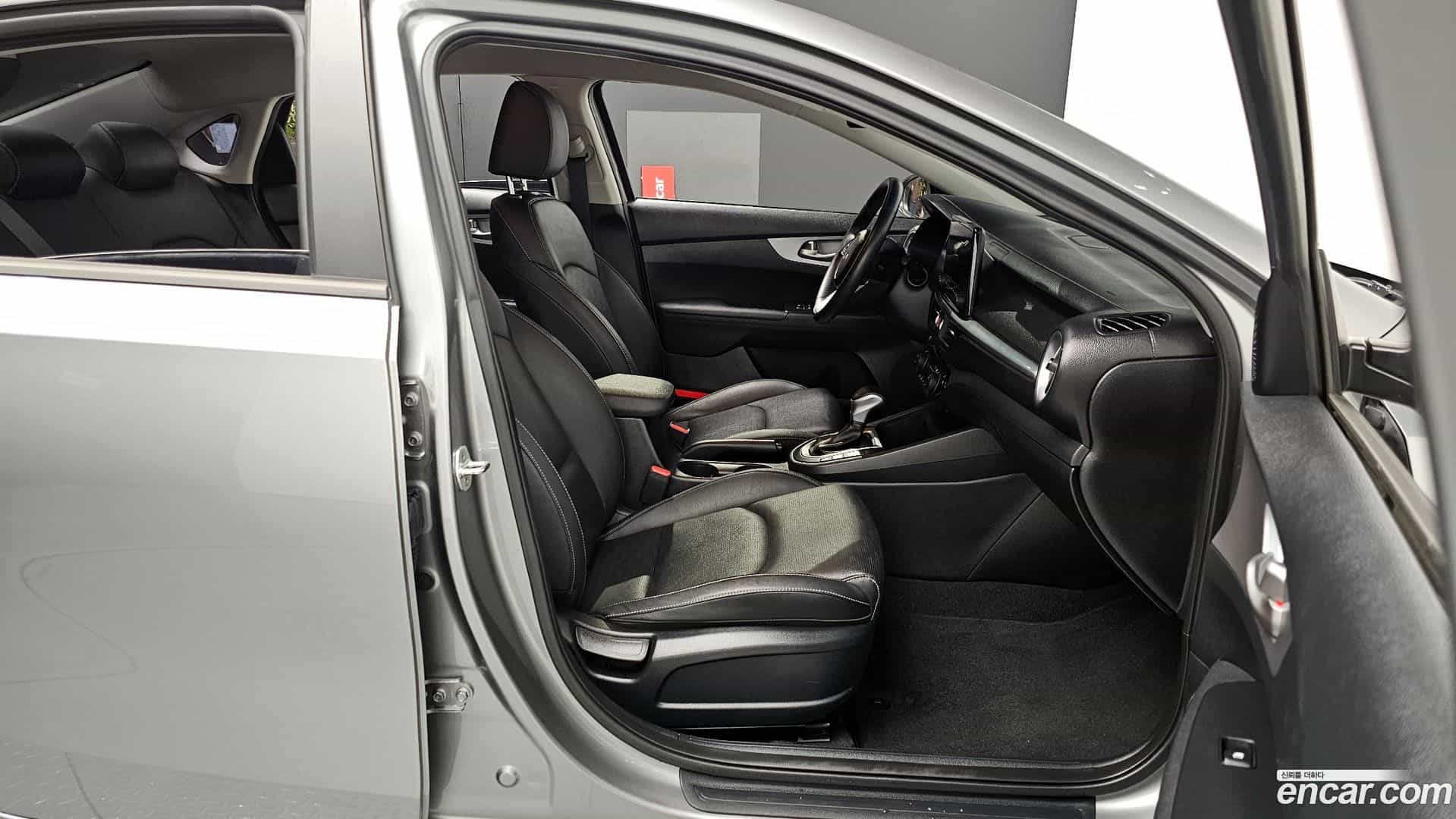 K3 Kia 2021.6-OPTION-015