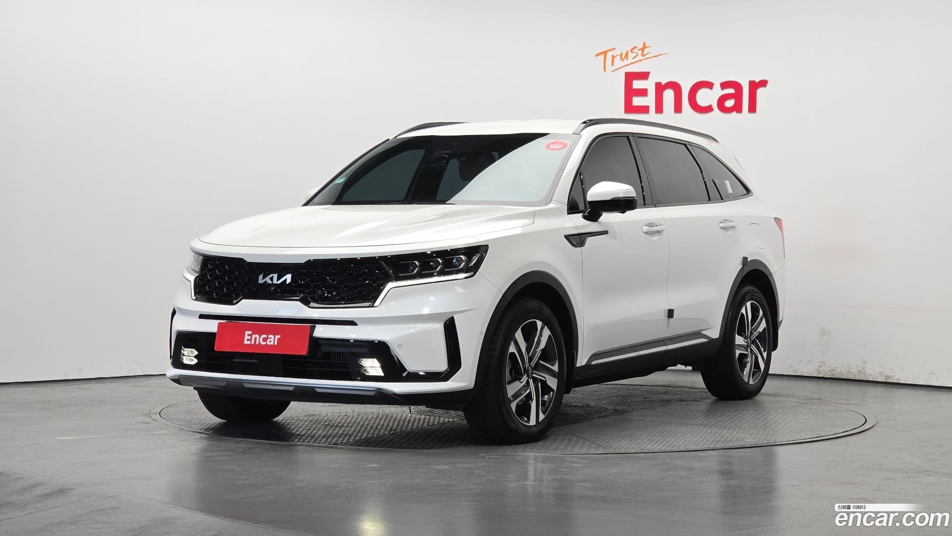Main__Slider__Photo:Sorento Kia 2023.4-0