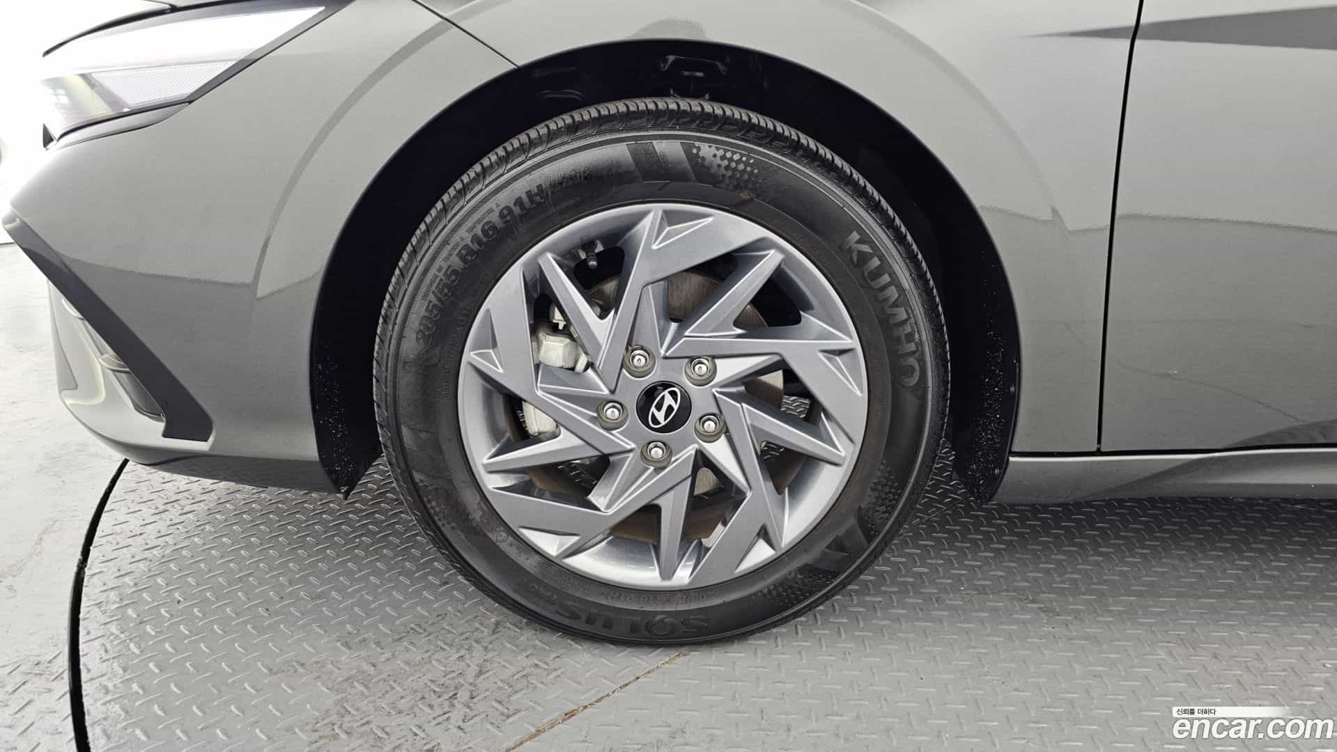 AVANTE Hyundai 2024.0-OUTER-005