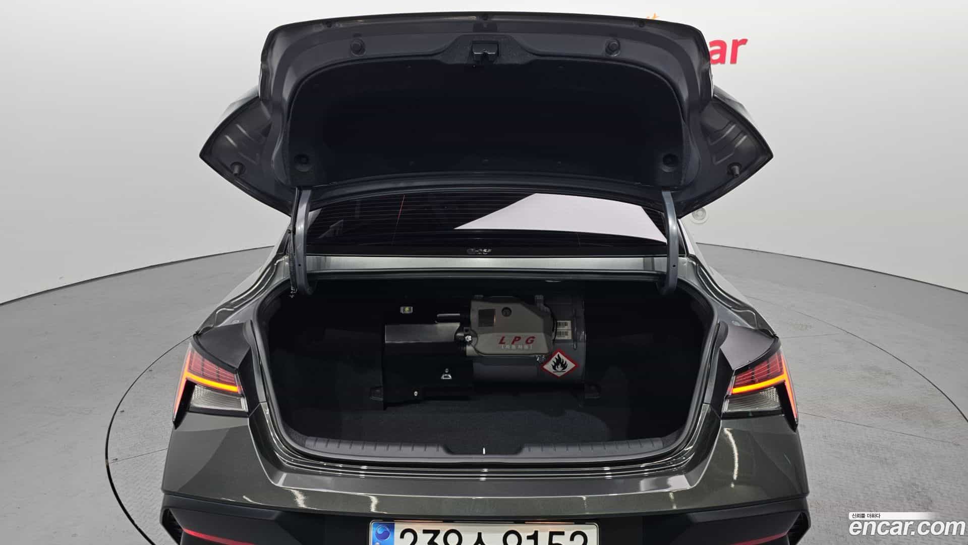 AVANTE Hyundai 2024.0-OPTION-024
