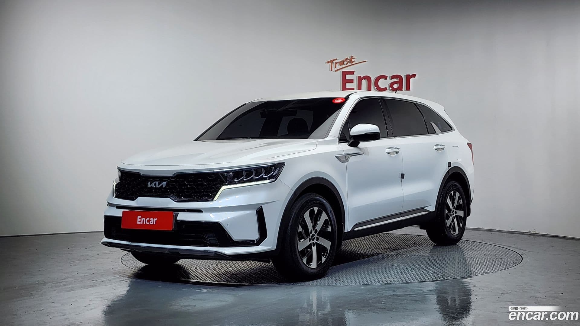 Main__Slider__Photo:Sorento Kia 2021.10-0