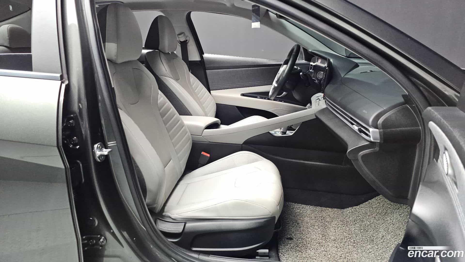 AVANTE Hyundai 2020.3-OPTION-015