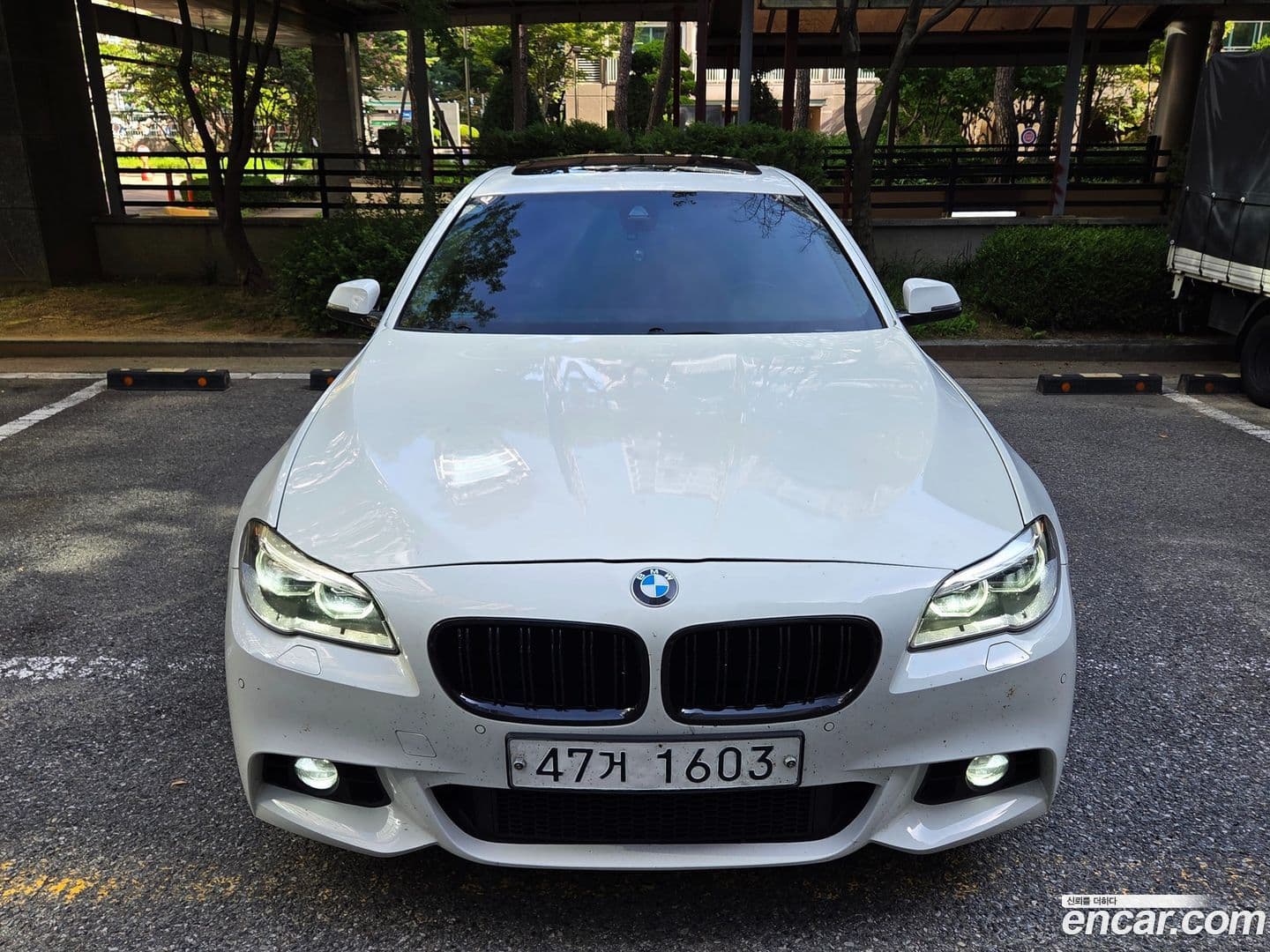 Main__Slider__Photo:5-Series BMW 2015.2-0