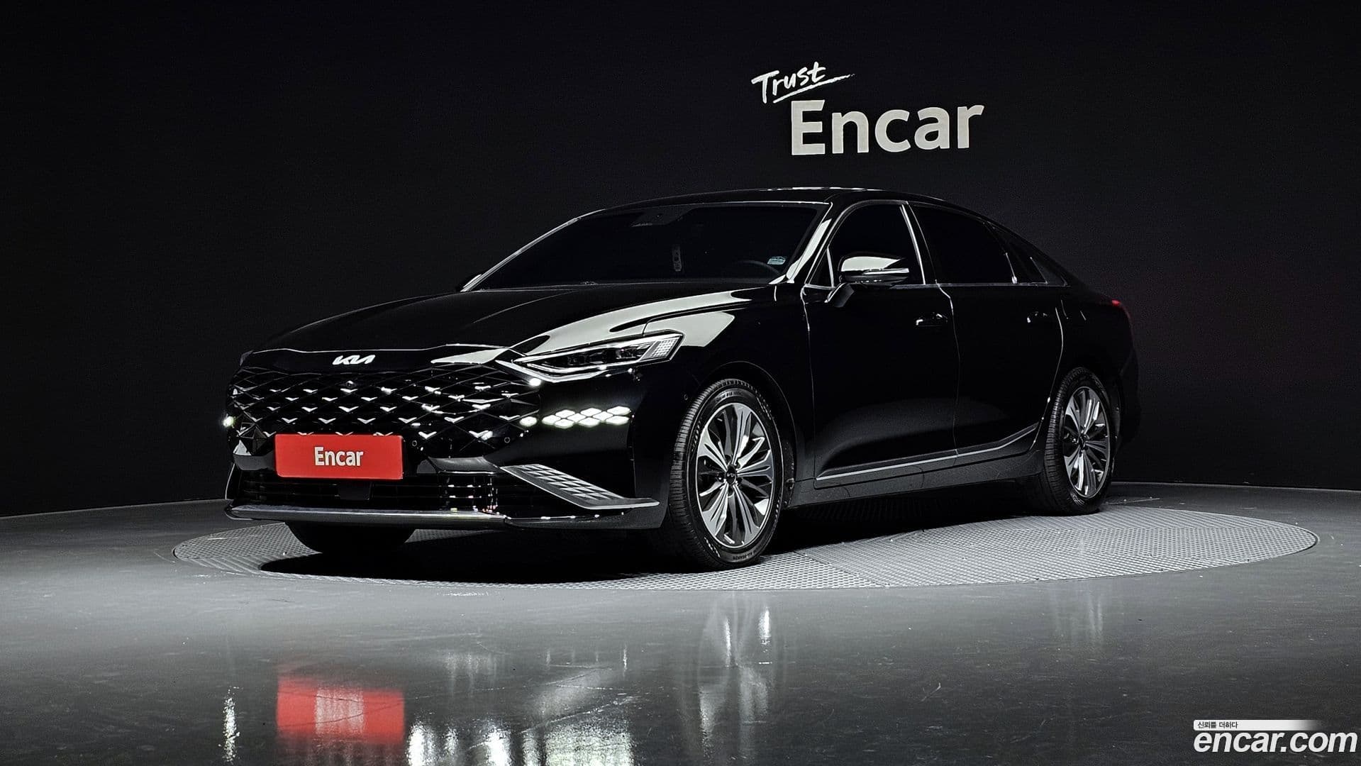 Main__Slider__Photo:K8 Kia 2021.10-0