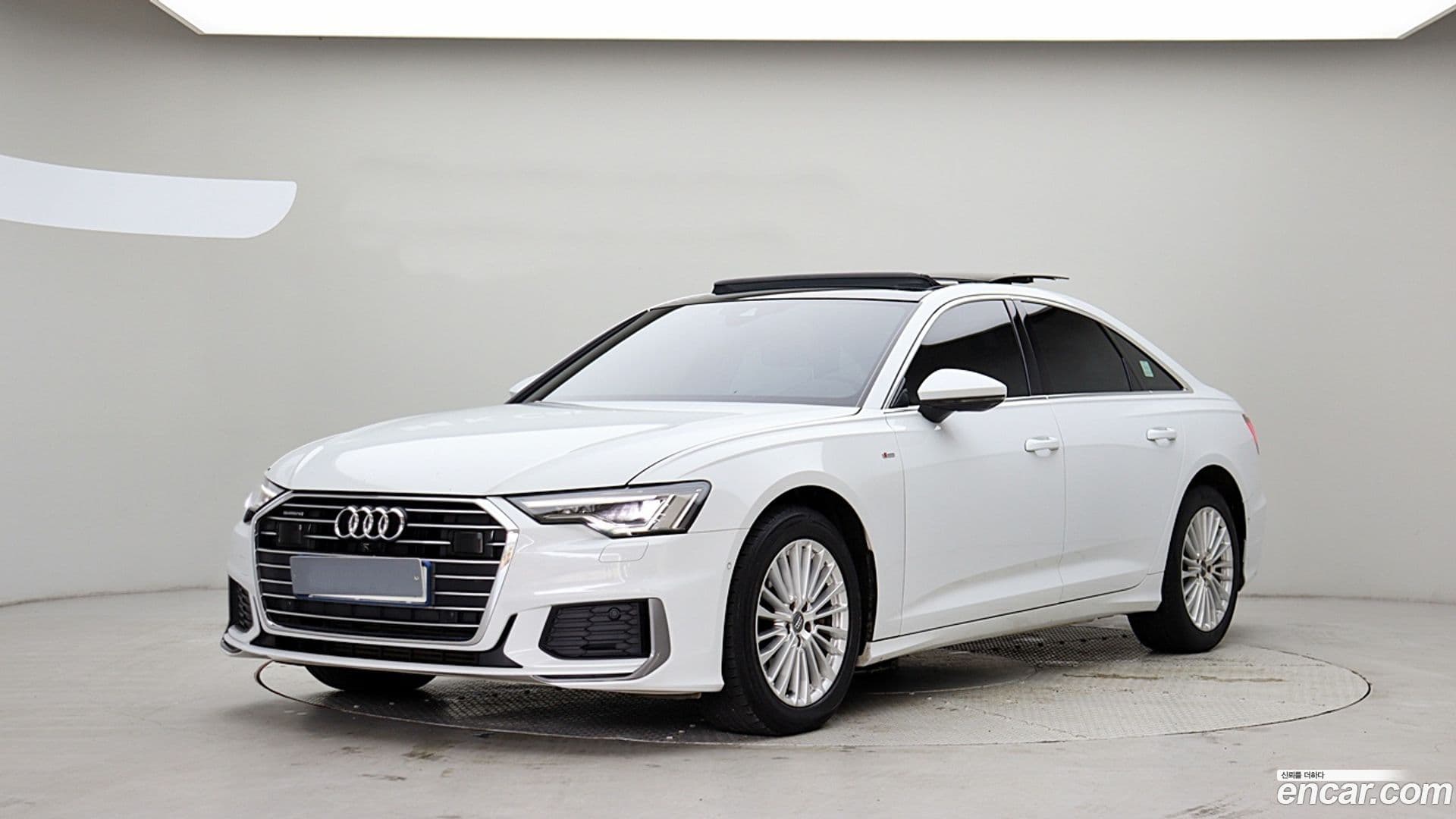 Main__Slider__Photo:A6 Audi 2020.7-0