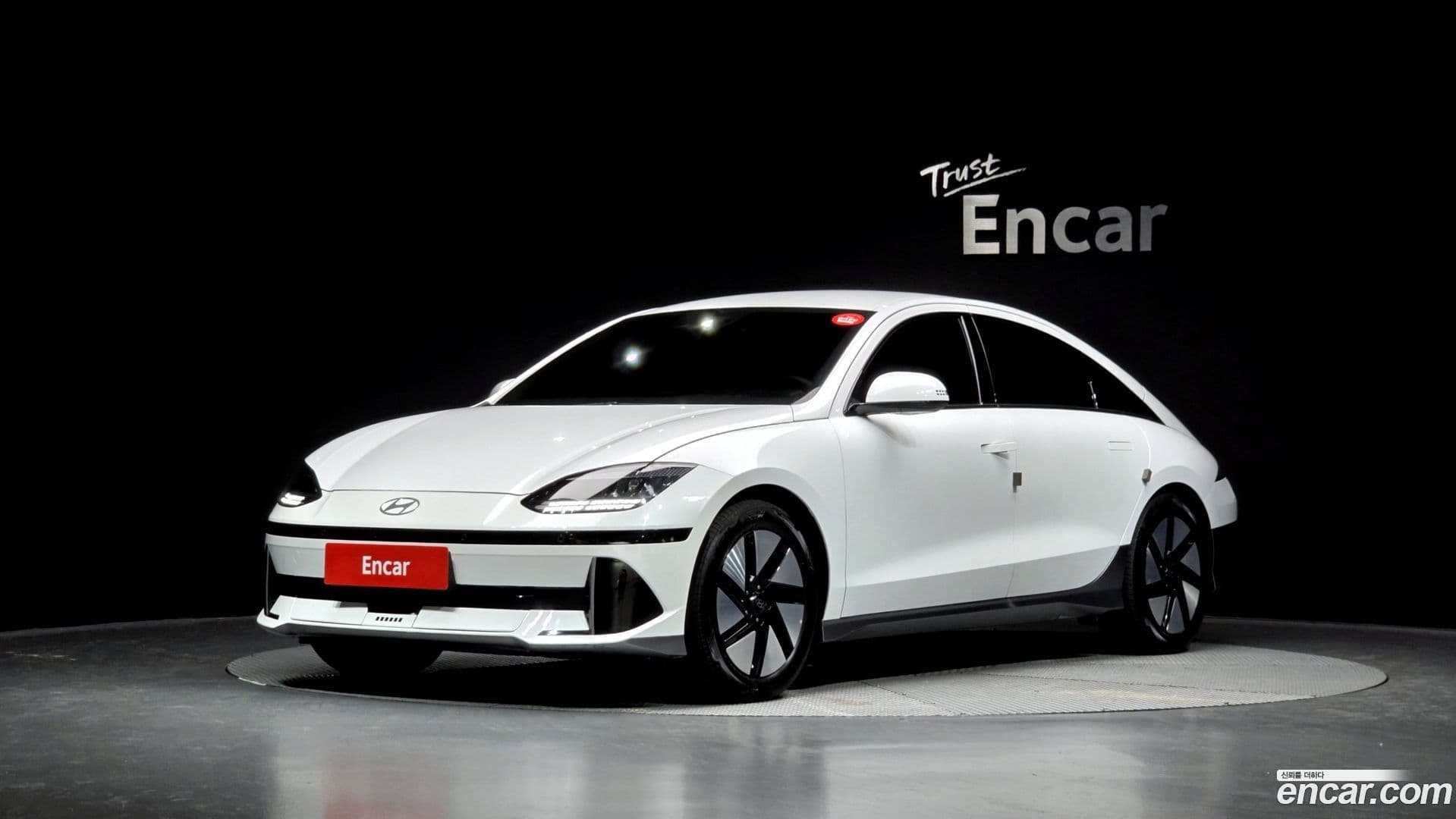 Main__Slider__Photo:Ioniq6 Hyundai 2022.10-0