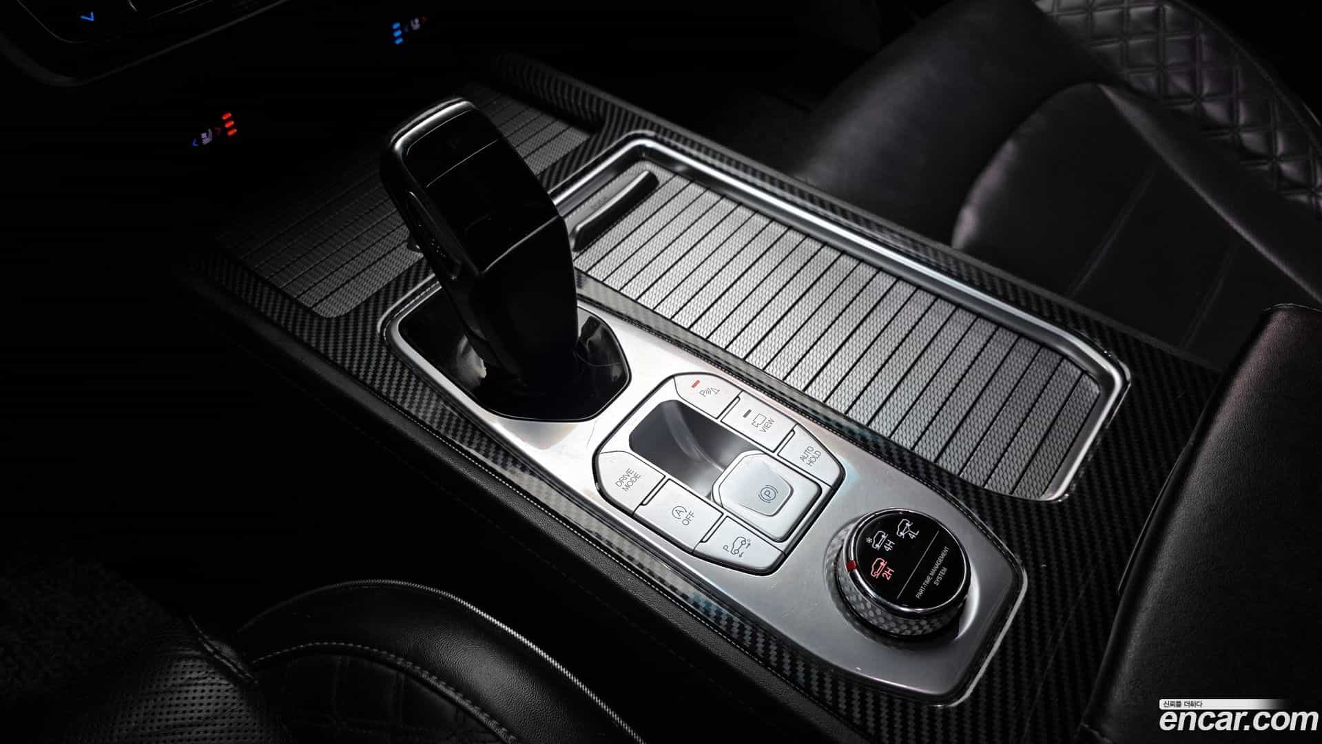 Rexton KG Mobility 2022.8-INNER-009