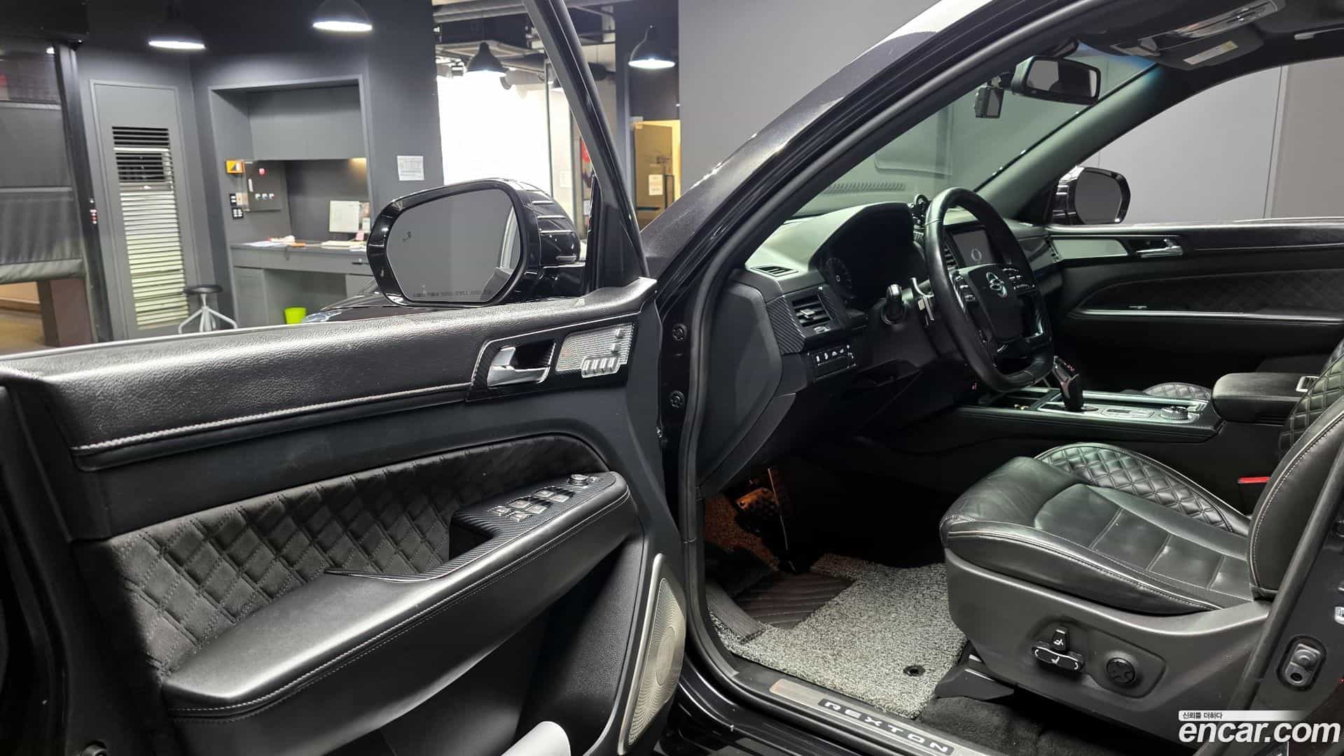 Rexton KG Mobility 2022.8-OPTION-015