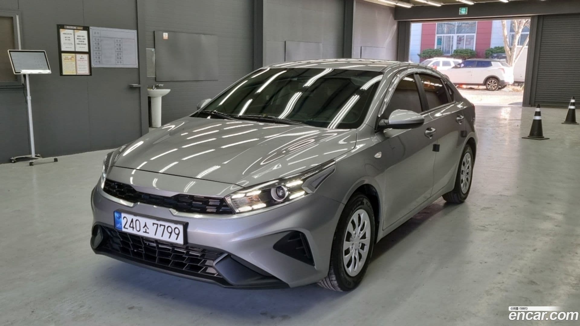 Main__Slider__Photo:K3 Kia 2023.4-0