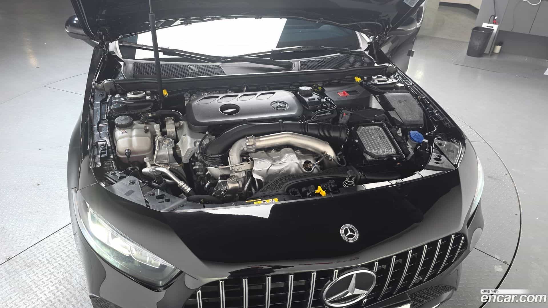 A-Class Mercedes-Benz 2025.8-INNER-006