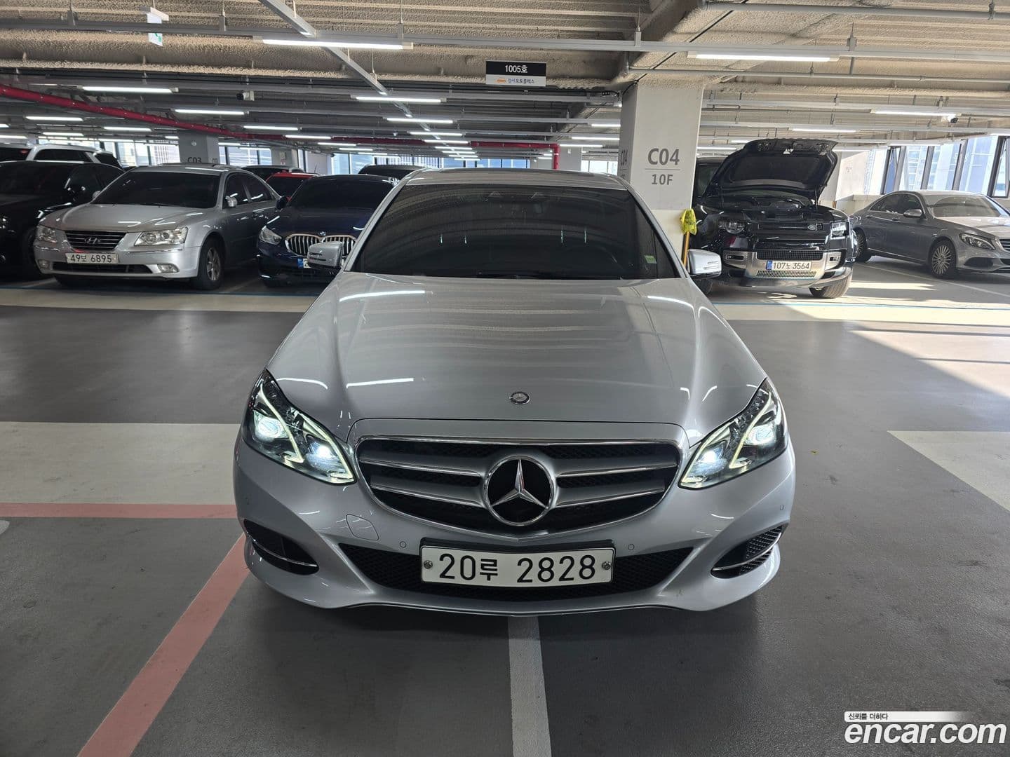 Main__Slider__Photo:E-Class Mercedes-Benz 2015.7-0
