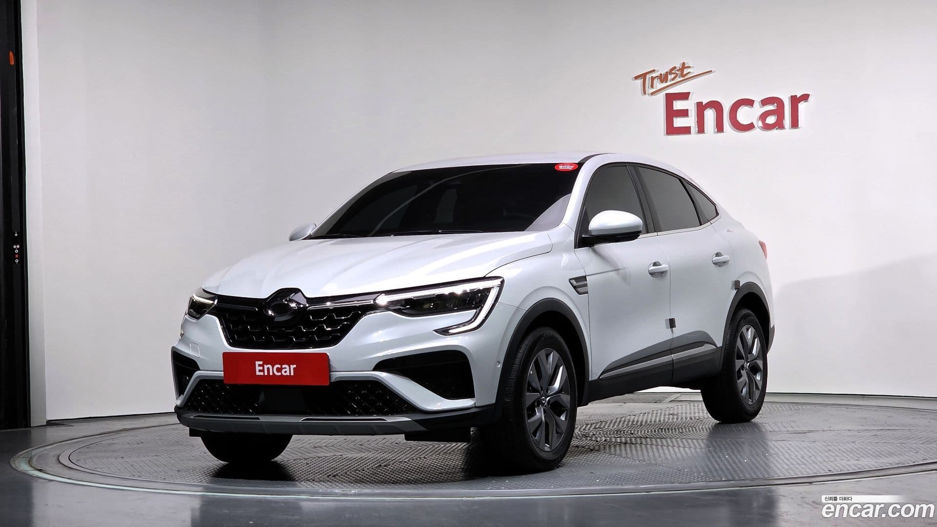 Main__Slider__Photo:XM3 Renault Korea 2023.8-0