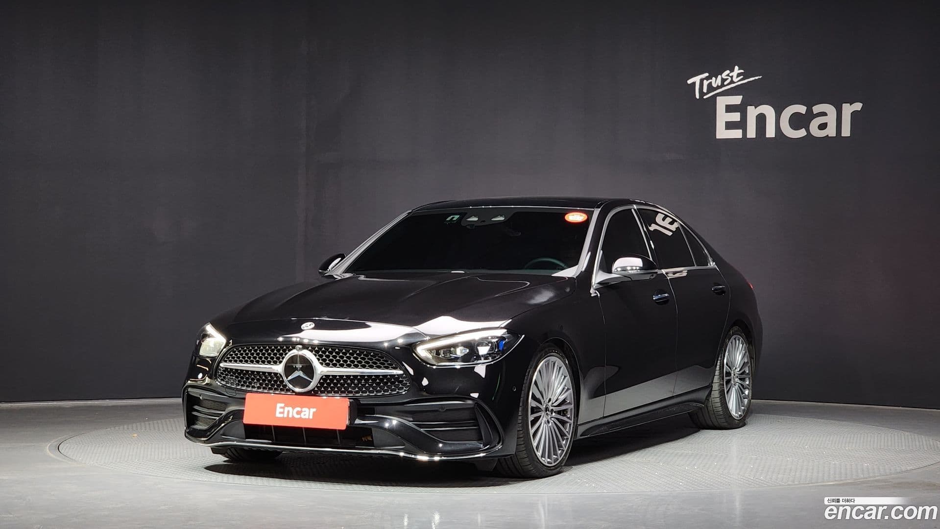 Main__Slider__Photo:C-Class Mercedes-Benz 2024.1-0