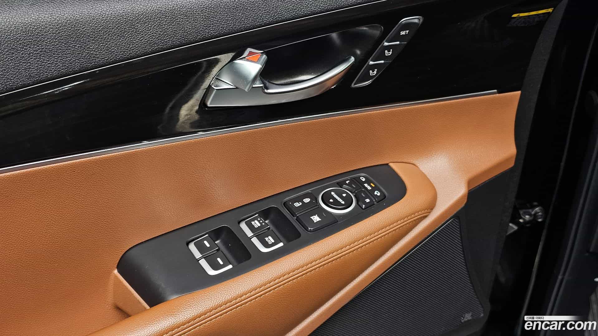 Sorento Kia 2018.4-OPTION-023