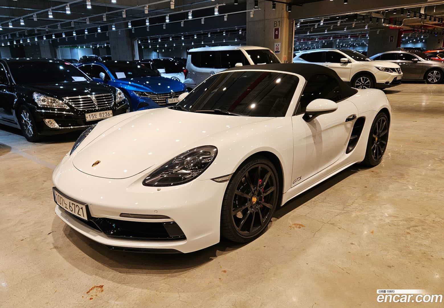 718 Porsche 2019.0-OUTER-003