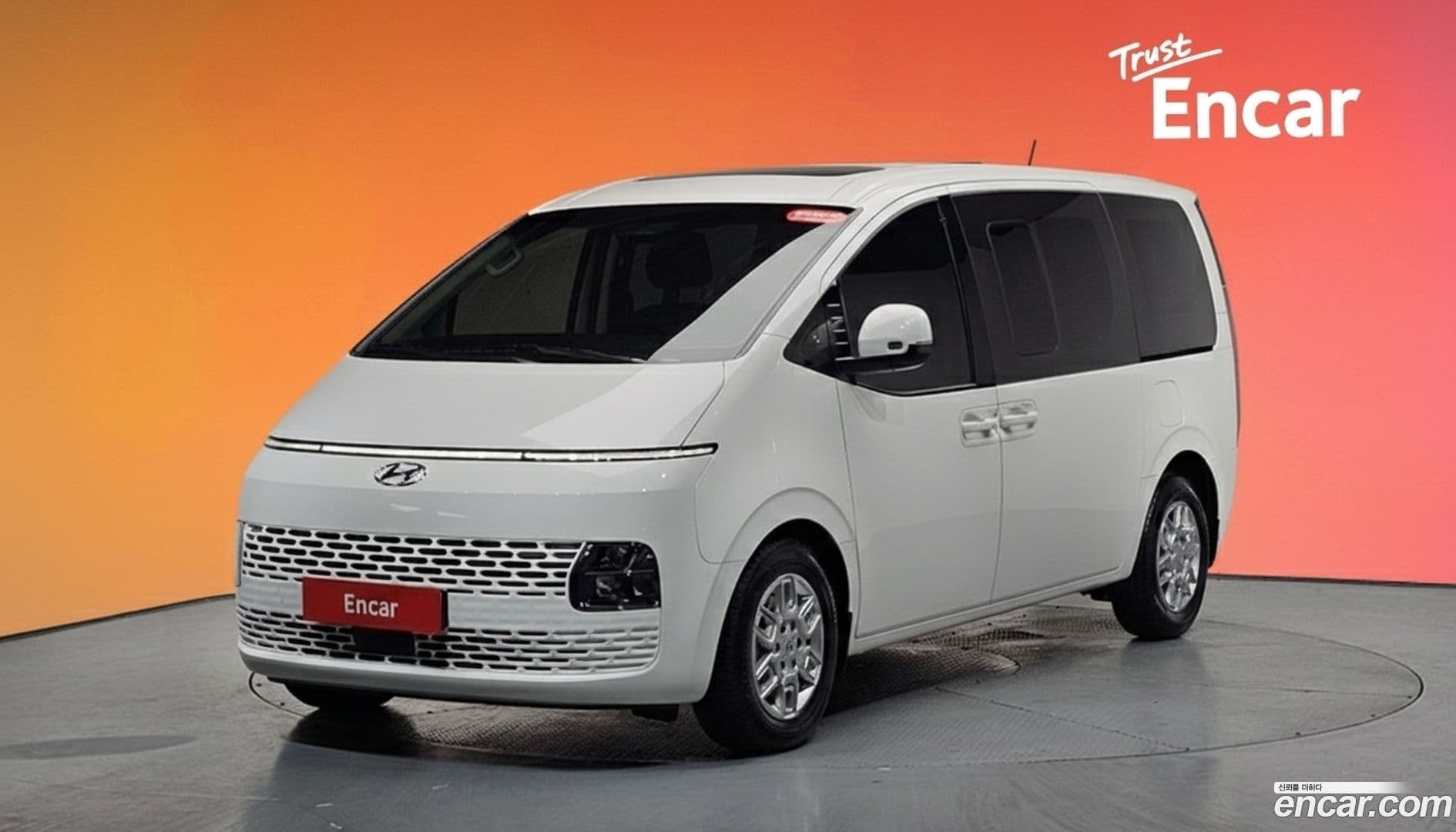 Main__Slider__Photo:Staria Hyundai 2023.0-0