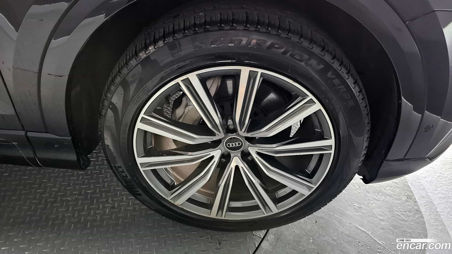 Q8 Audi 2021.2-OUTER-005