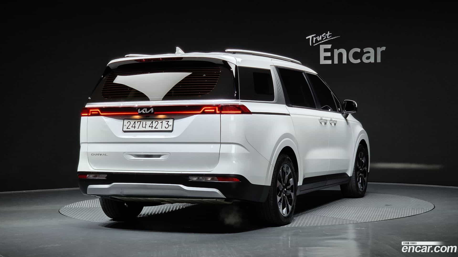 Canival Kia 2022.11-OUTER-002