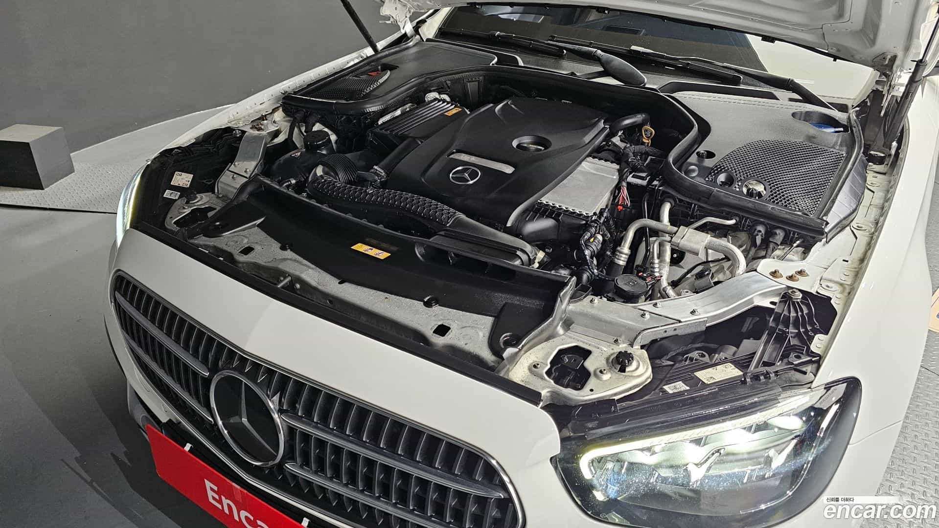 E-Class Mercedes-Benz 2020.11-INNER-006