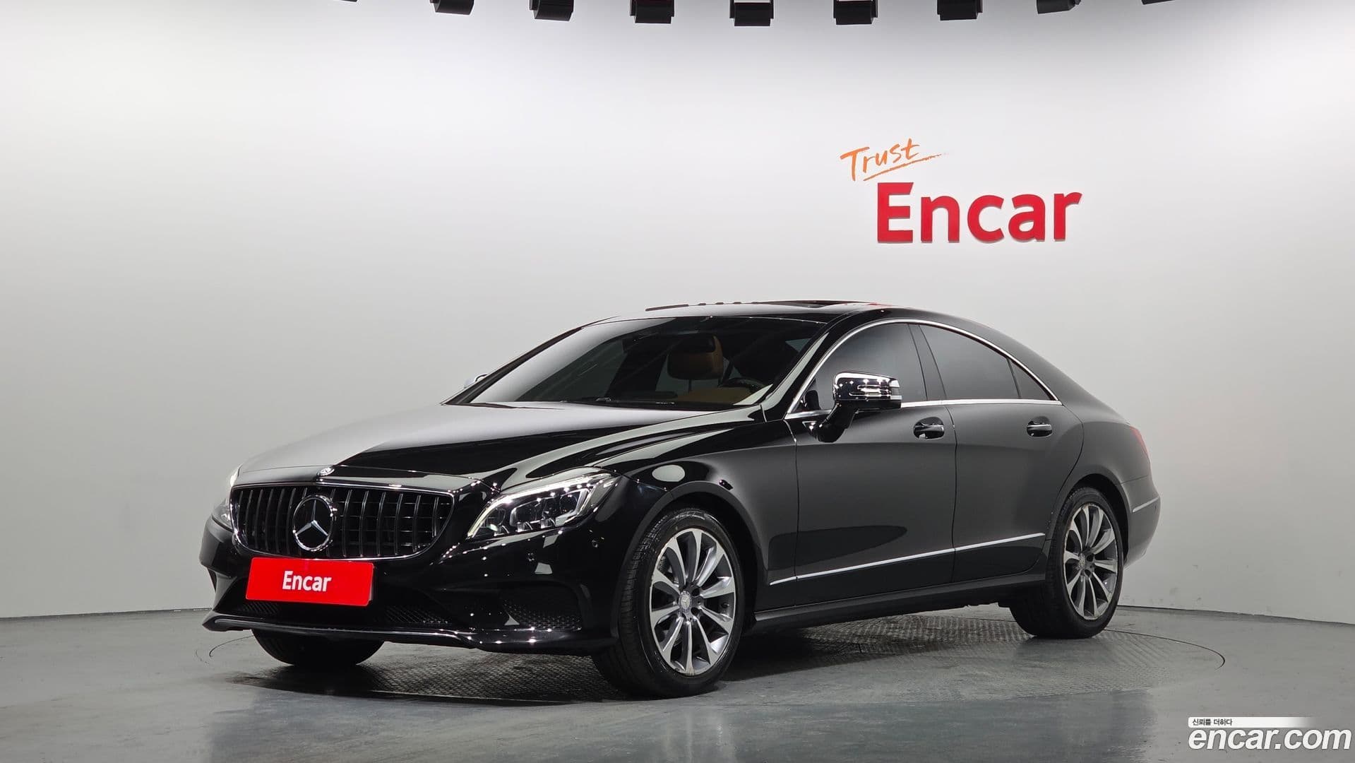 Main__Slider__Photo:CLS-Class Mercedes-Benz 2017.2-0