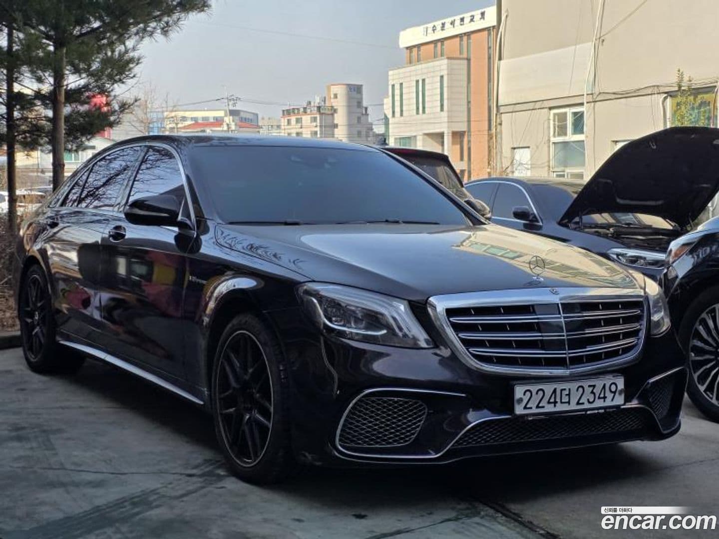 Main__Slider__Photo:S-Class Mercedes-Benz 2015.8-0