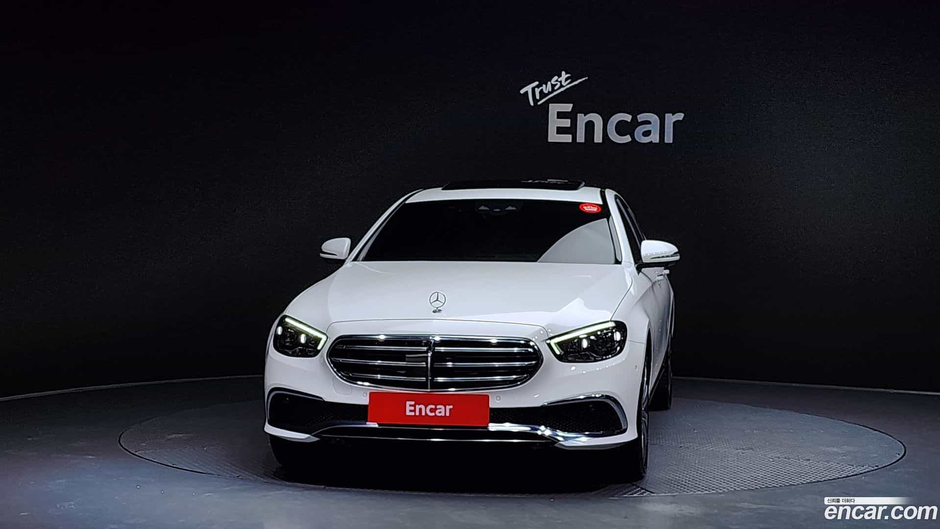 E-Class Mercedes-Benz 2023.9-OUTER-003