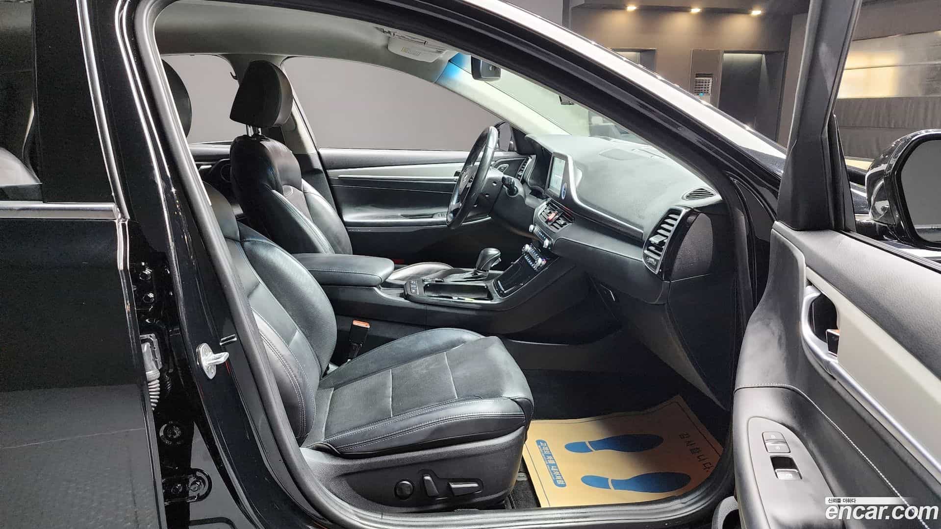 Grandeur Hyundai 2017.4-INNER-010