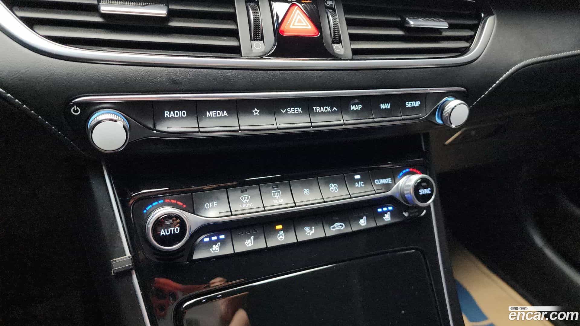 Grandeur Hyundai 2017.4-OPTION-020