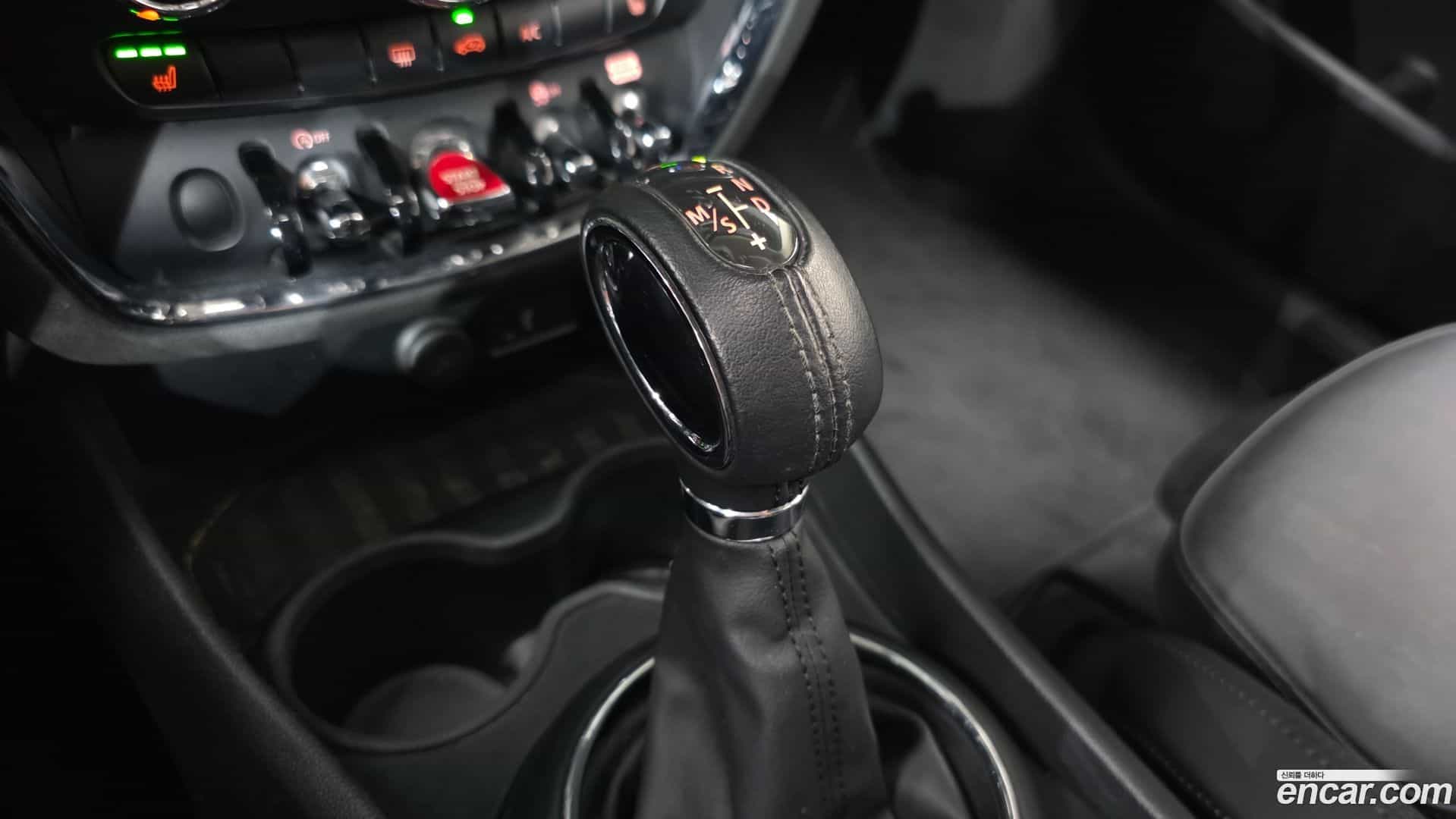 Clubman Mini 2019.8-INNER-009